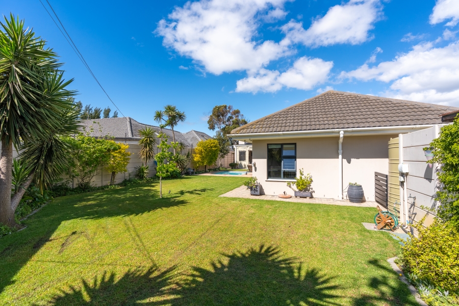 4 Bedroom Property for Sale in Pinelands Western Cape